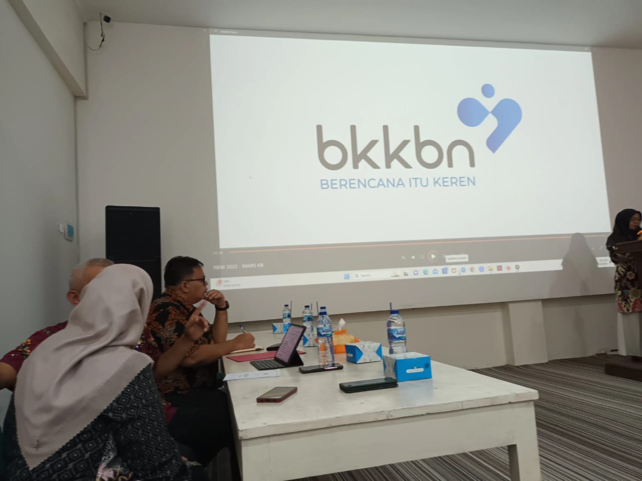 Menghadiri Audit Kasus Stanting di Dinas Perpustakaan dan Kearsipan Kabupaten Pesisir Selatan