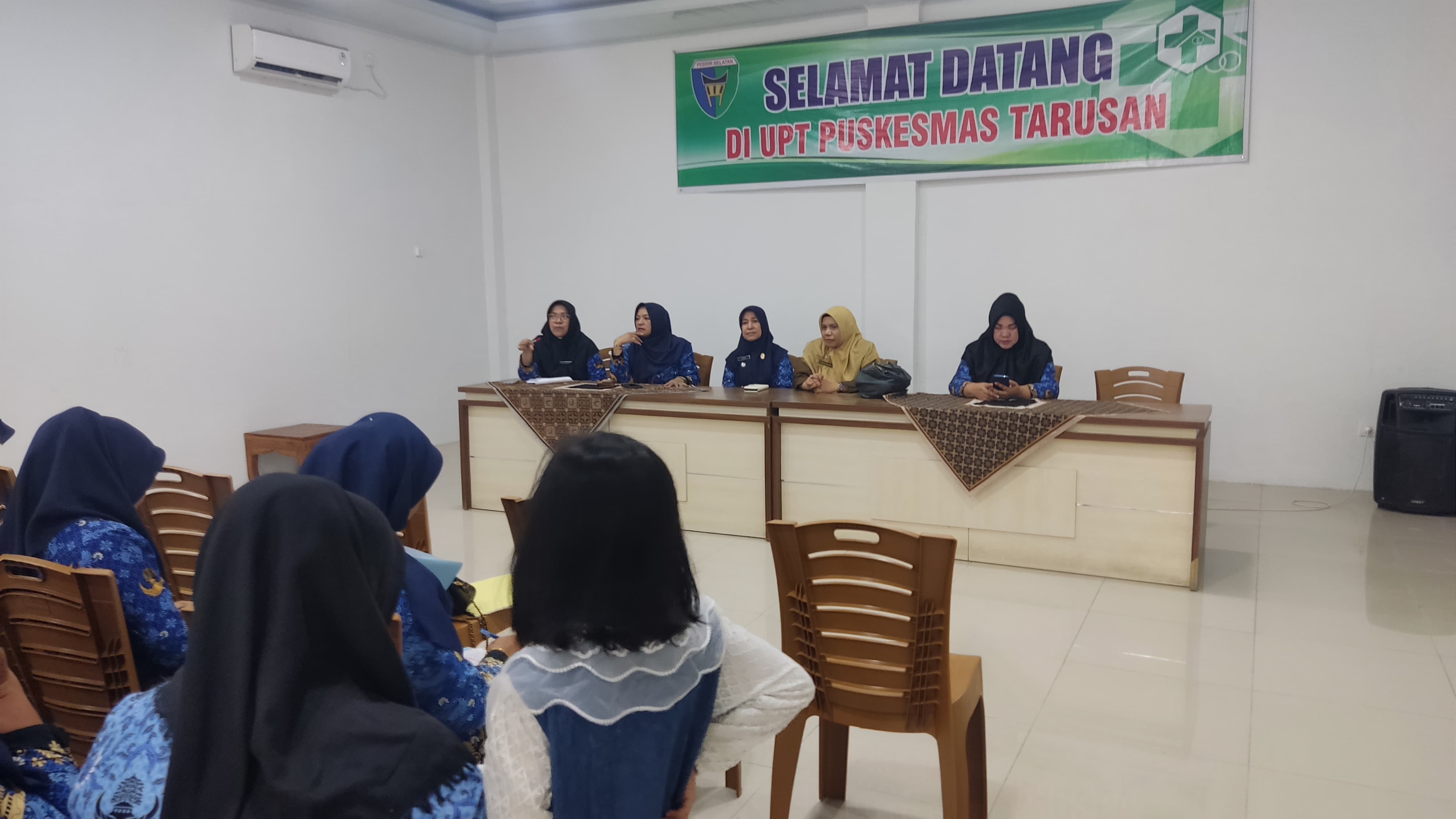 Camat Koto XI Tarusan Dampingi Kunjungan Dinas Kesehatan  Kabupaten Pesisir Selatan ke UPT Puskesmas