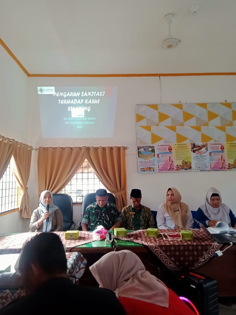 Menghadiri Loka Karya Mini di Kantor KB Kecamatan Koto XI Tarusan dengan tema pengaruh sanitasi terh