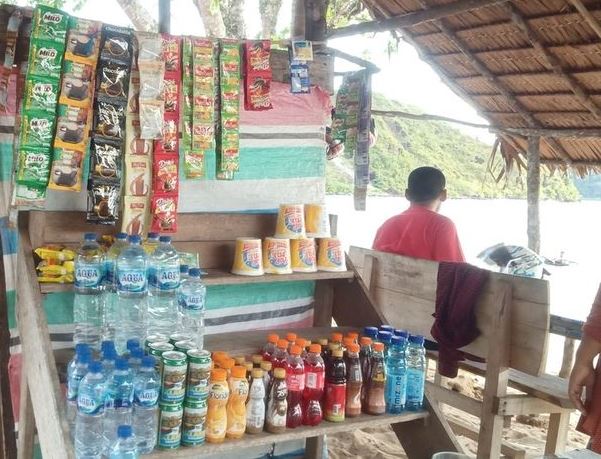Cerita Pedagang Pantai Paku Mandeh Pada Mada Libur Selama Pandemi Pada