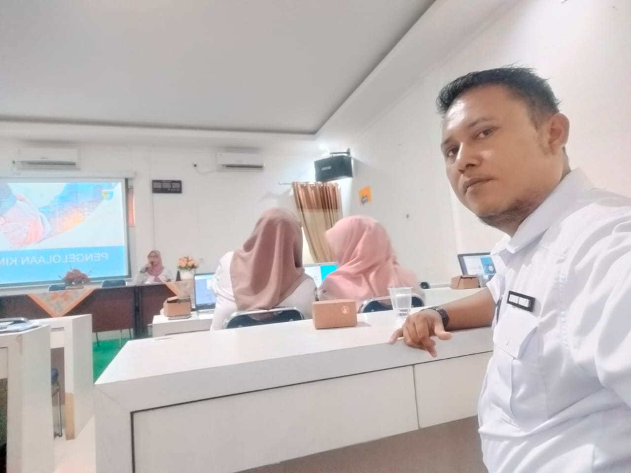 Kasubag Kepegawaian menghadiri Rapat Aplikasi Srikandi