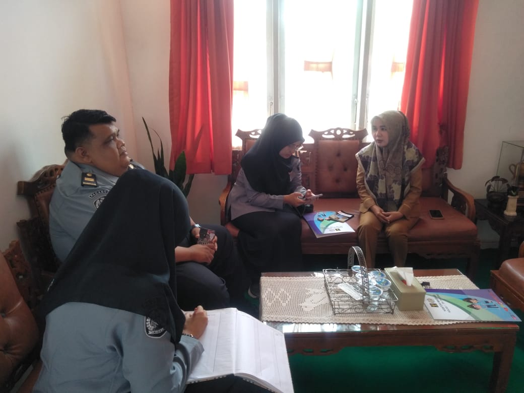 Kunjungan Imigrasi kelas I Padang ke Kantor Camat Koto XI Tarusan