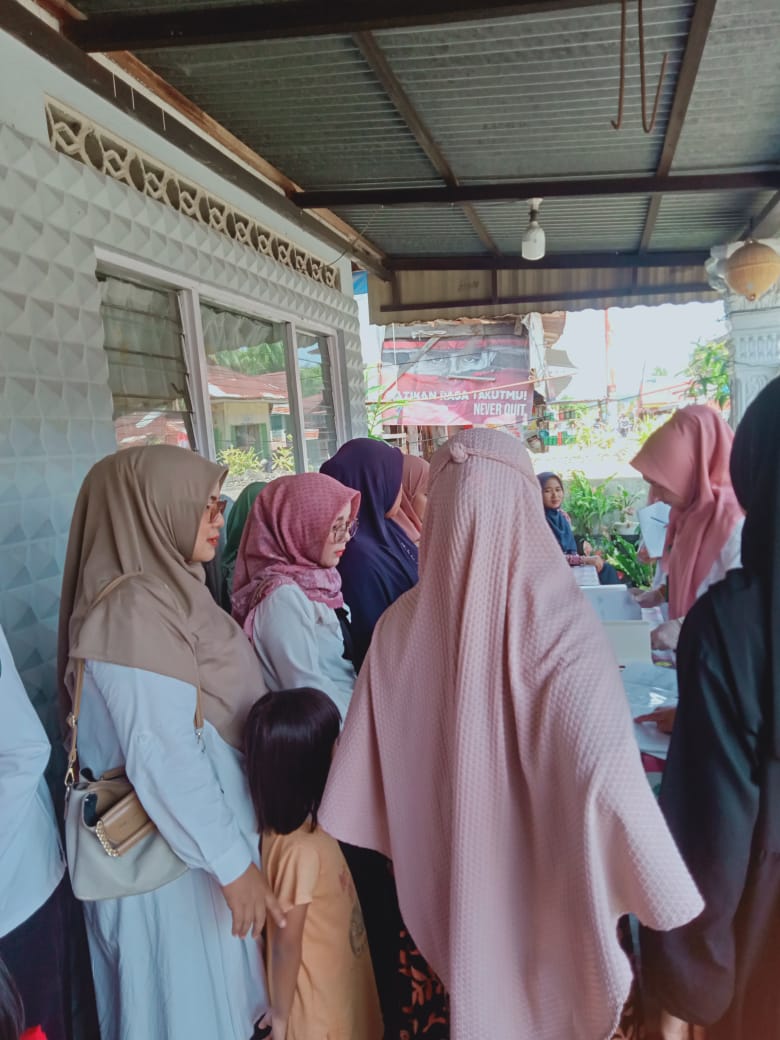 Monitoring Penimbangan balita di Lokasi Stanting  Pos Yandu Asuhan Ibu di Jinang Kp. Pansur
