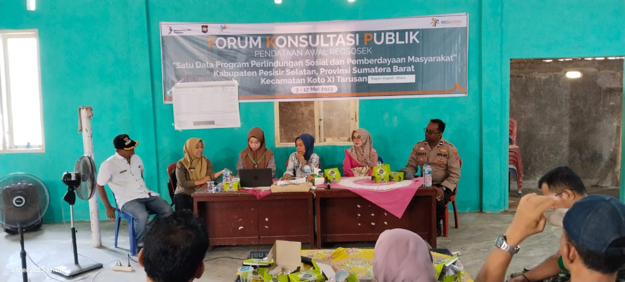 Forum Konsultasi Publik di Nagari Kapuh Utara ( pendataan awal Resosek )