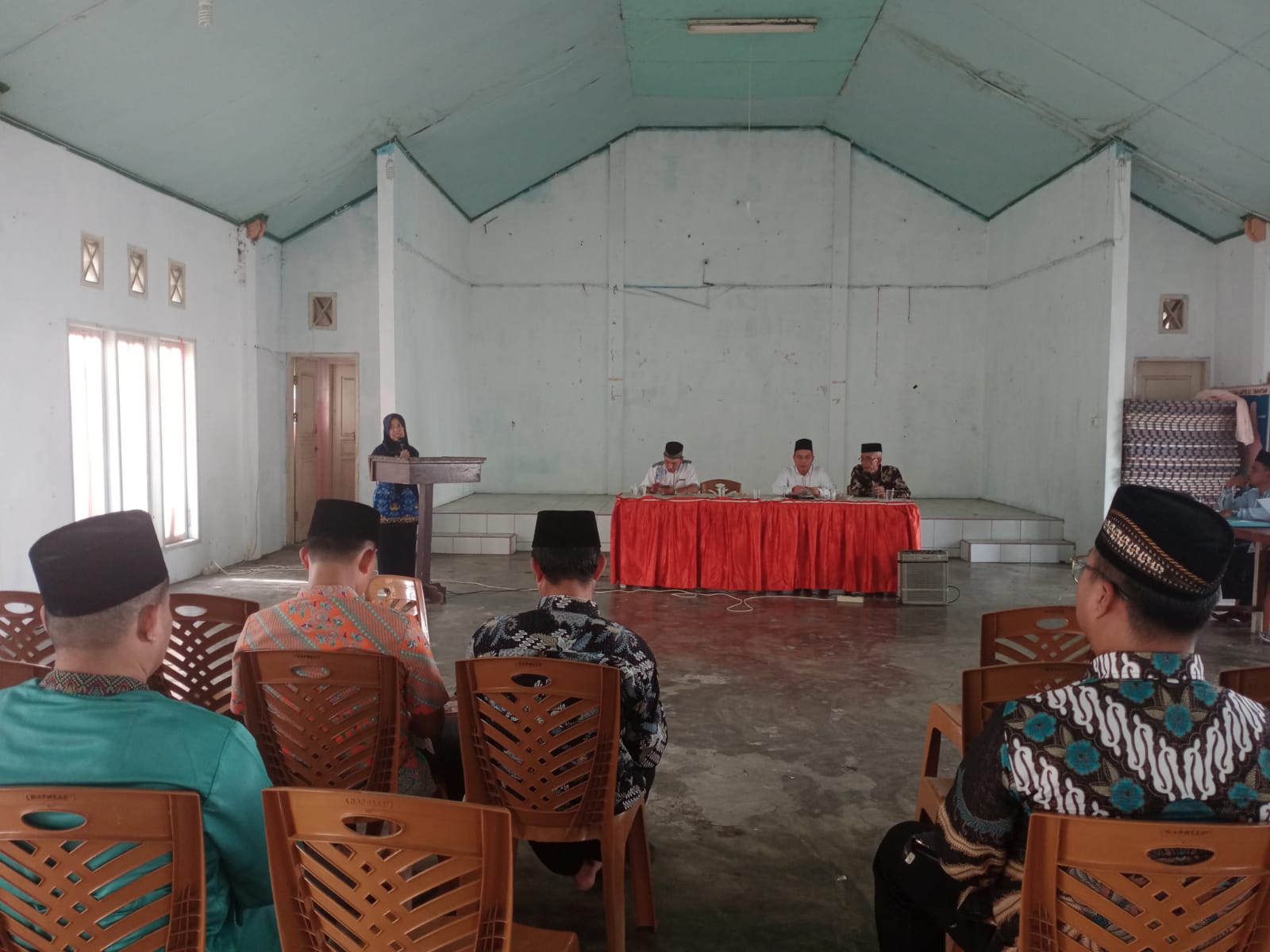 Rapat Tentang Pembubaran dan Pembentukan Pengurusan MUI