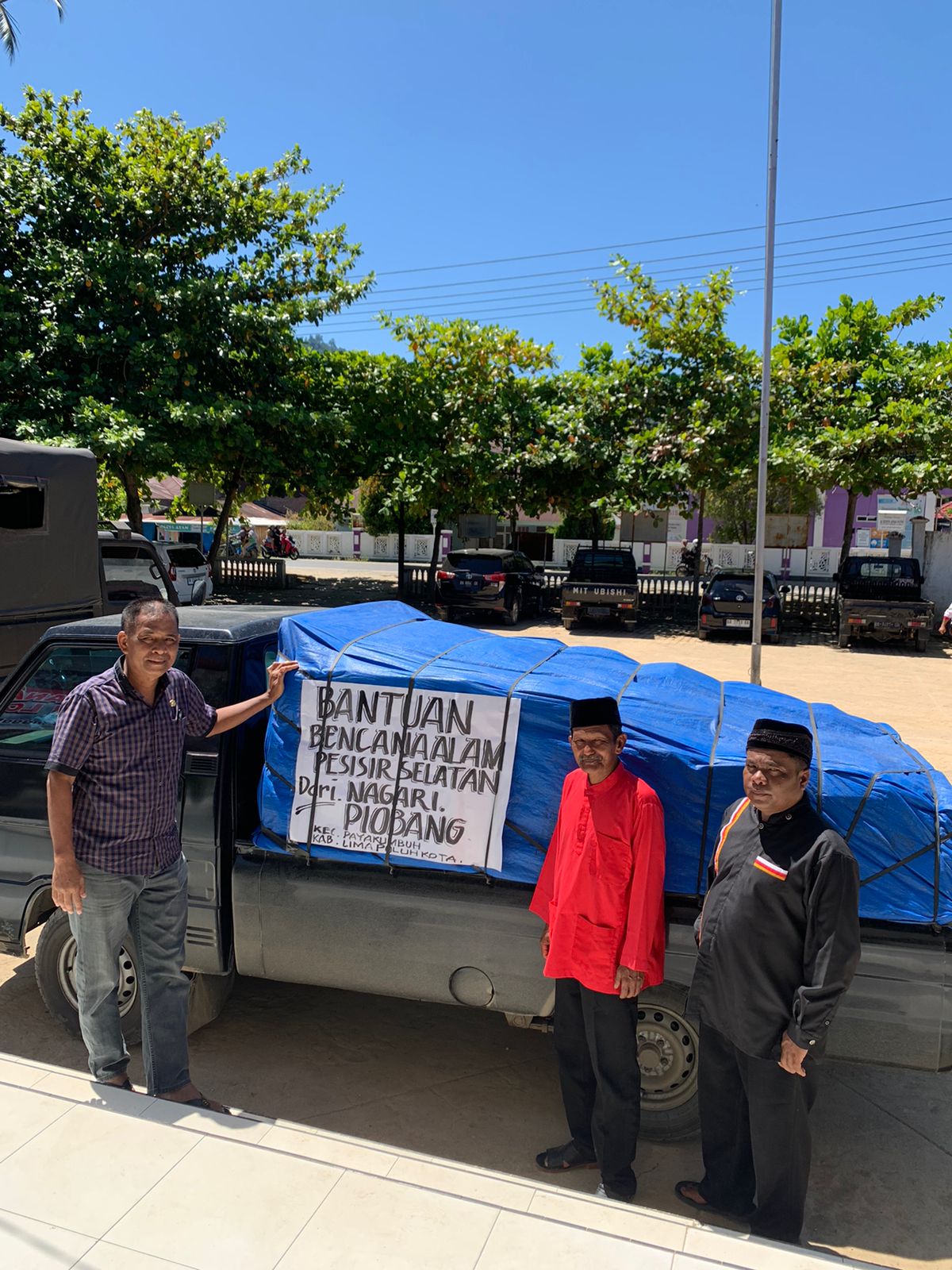 Serah Terima Bantuan dari Kenagarian Piobang Payakumbuh ke kecamatan Koto XI Tarusan