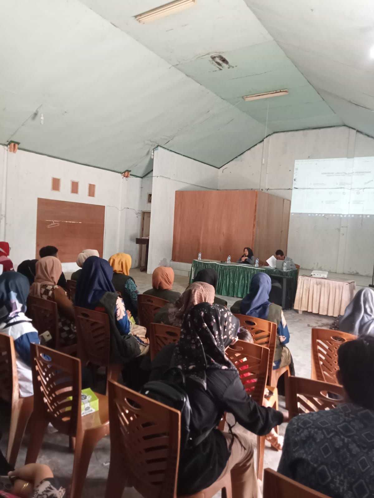 Rapat Aplikasi Evaluasi Perkembangan Desa Kelurahan EPDESKEL 