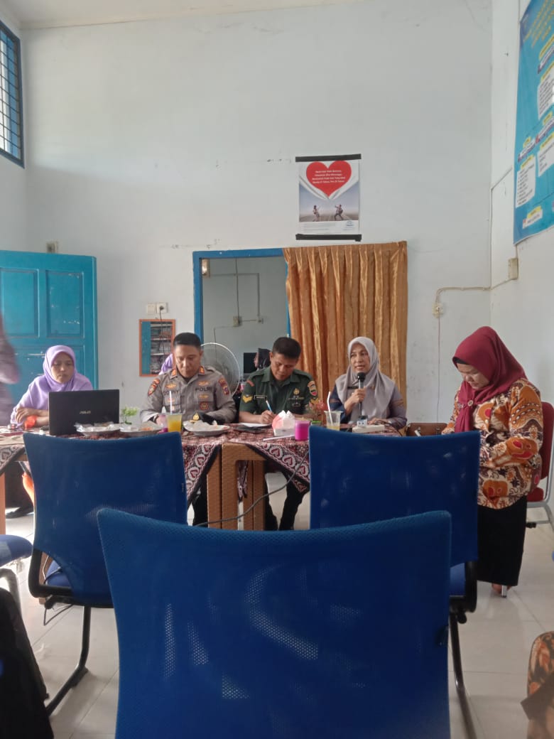 Menghadiri Rapat Mini Loka Karya 