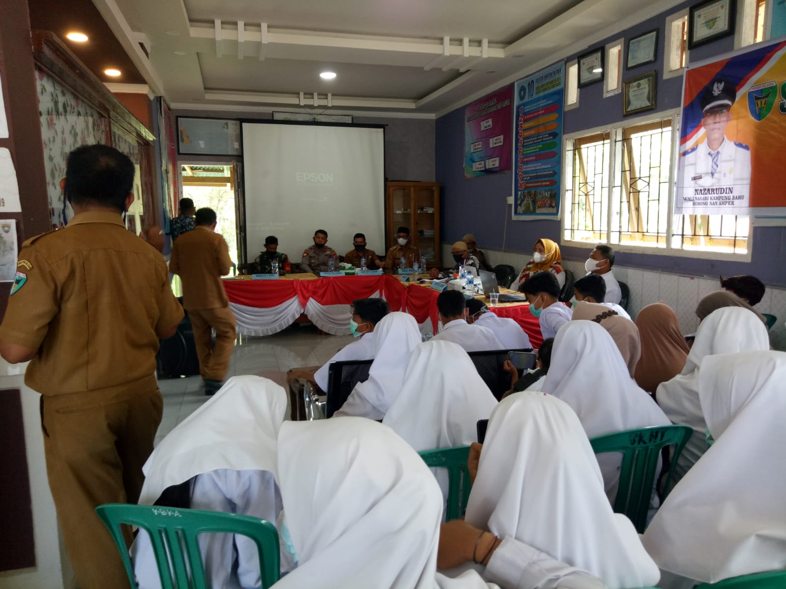 Camat Tarusan Membuka Kegiatan Sosialisasi Anti Narkoba di Nagari Kampung Baru Korong Nan Ampek.