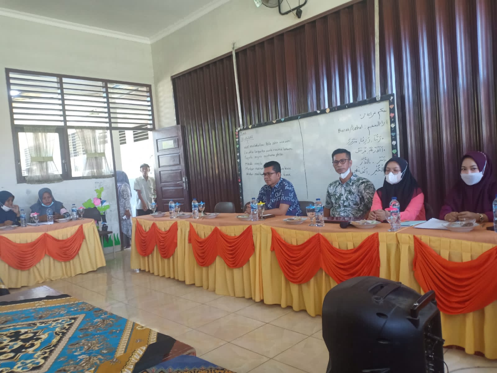 Camat Koto XI Tarusan Menghadiri Sosialisasi Vaksinasi Covid-19 pada usia 6 -11 Tahun