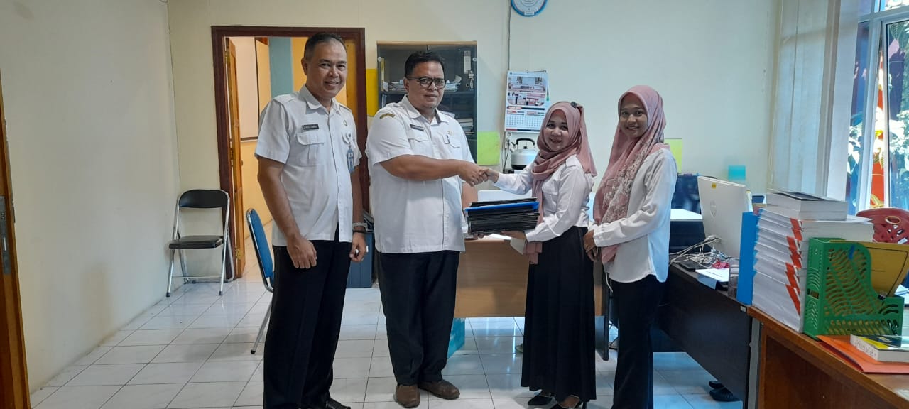 Penyerahan Data P3KE ke Bappeda Litbang